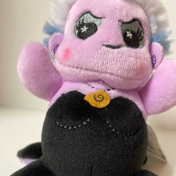 Disney Parks Wishables Ursula The Little Mermaid Villian Rare Mini Plush Mystery - Picture 8 of 12
